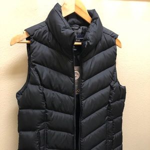 Lands End Black Down Vest